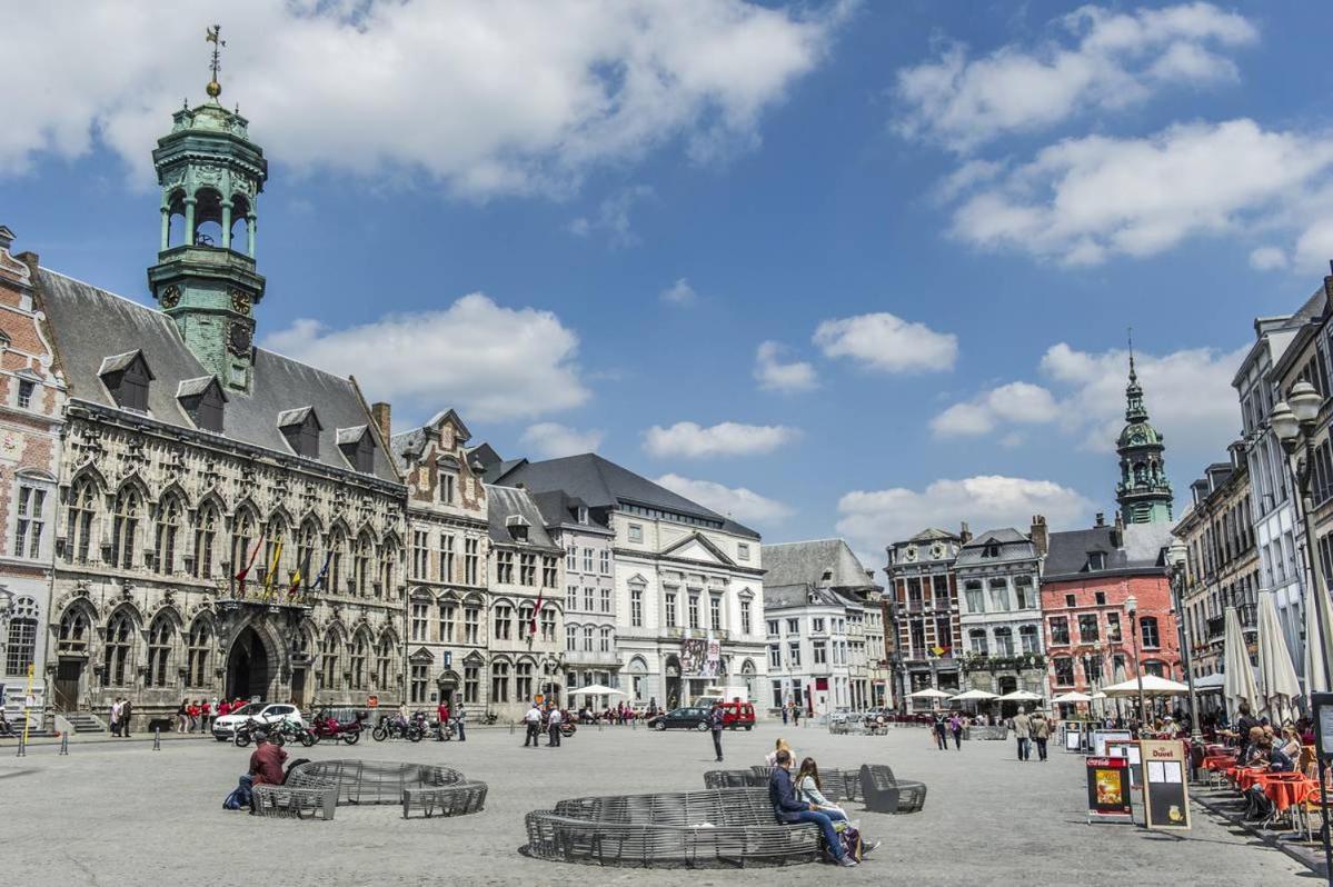 Luxury Penthouse & Terrace - Mons City Center Exteriér fotografie